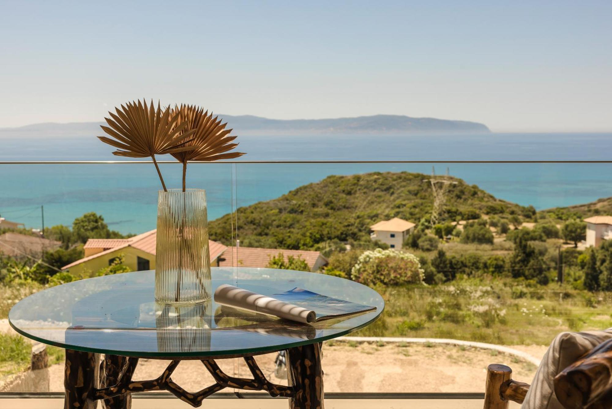 Hilaritas Luxury Suites Sea View, Private Pool & Jacuzzi Paradise Ratzaklíon Exteriér fotografie